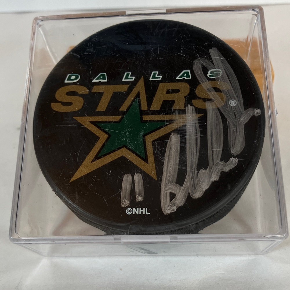 Dallas Stars Blake Sloan 11 Signed Hockey Puck 1999 Era Acrylic Case No COA (B)
